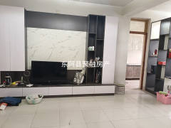 东阿中心天天超市附近东阿副食公司家属楼3室2厅1卫47万112m²中档装修房屋出售