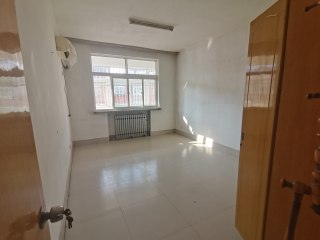 东阿(城北区)大赵居民楼3室2厅1卫104平简单装修房屋出租