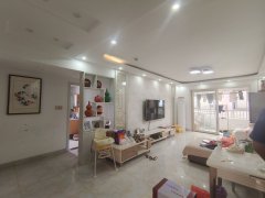东阿翰林苑3室，车位储藏室85万115m²房屋出售